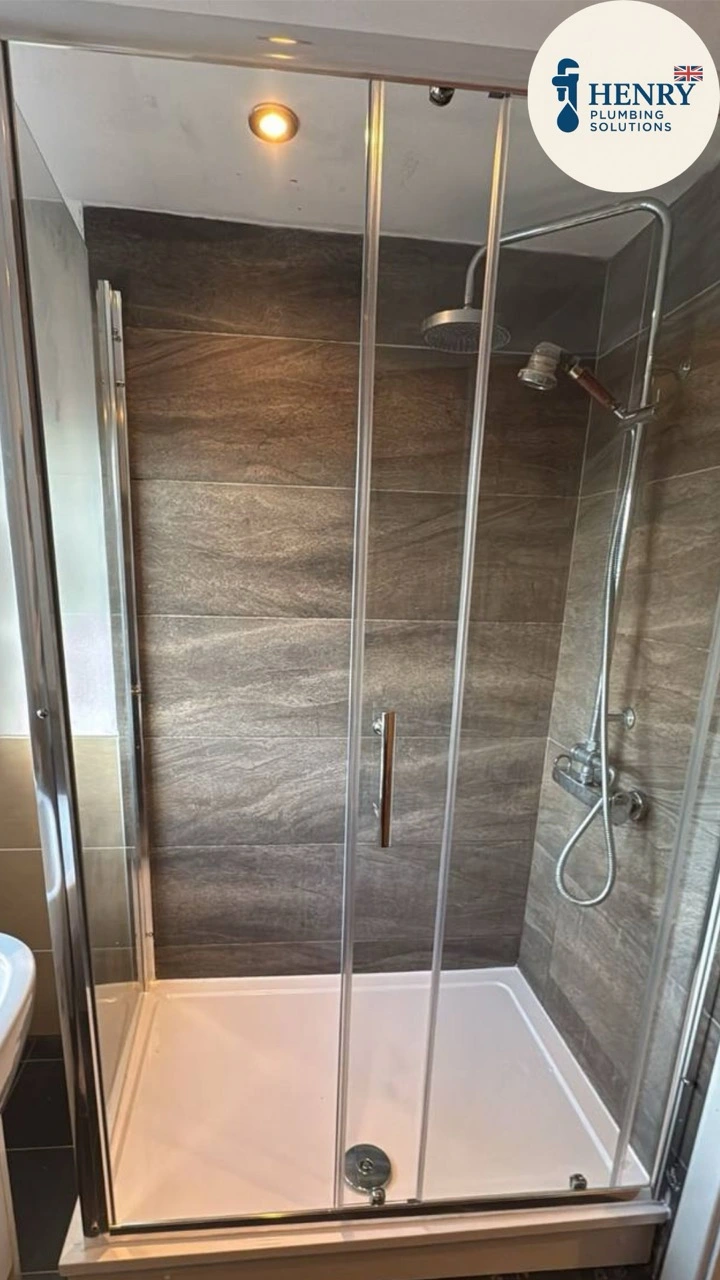 New shower cabin fitted